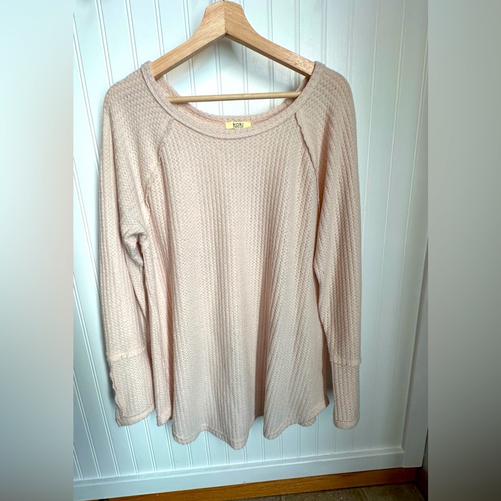 Super soft Kori sweater Size L